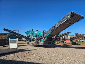 POWERSCREEN WARRIOR 2100